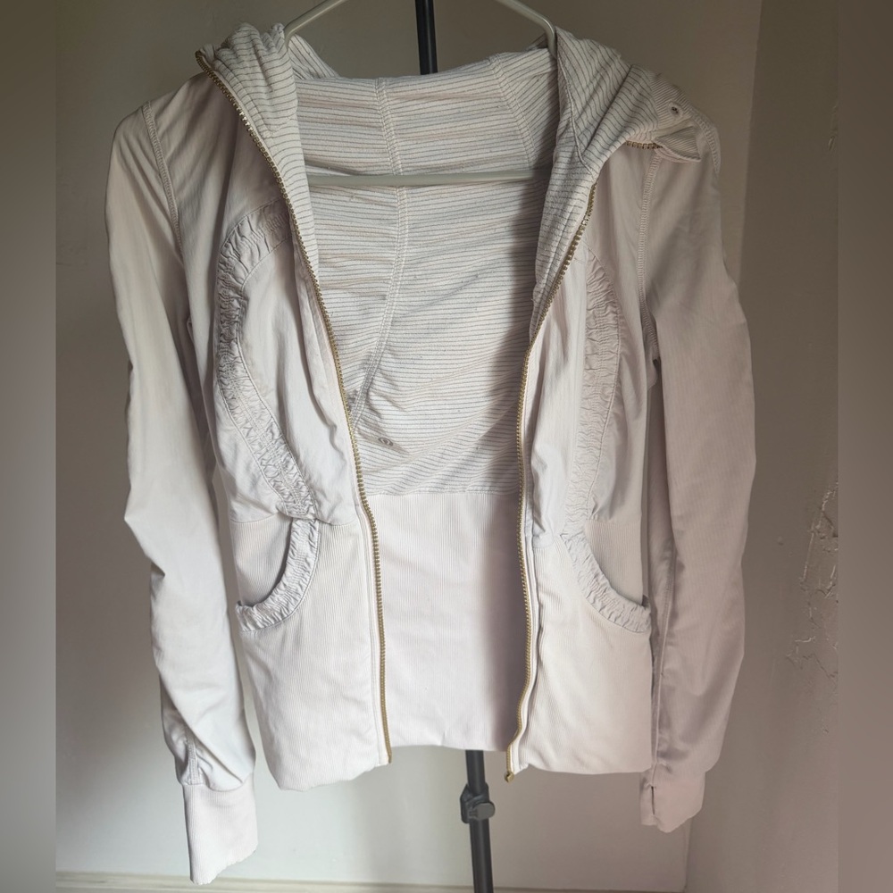 Lululemon Define Hooded Jacket flawed